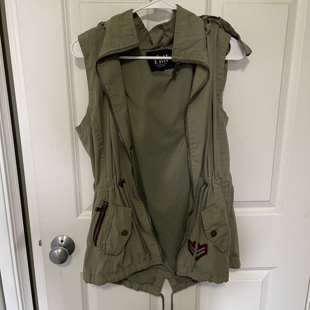 Army green vest